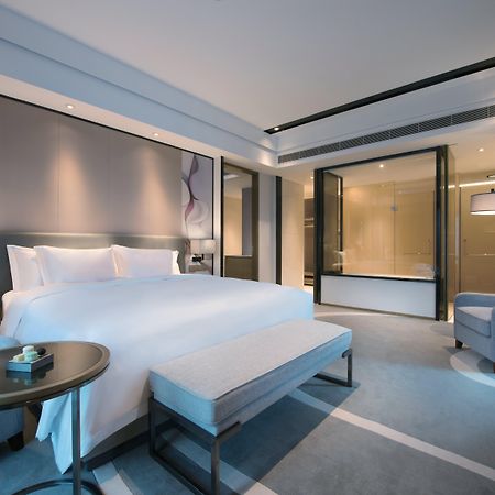 Crowne Plaza Hangzhou Qiantang - The Subway Can Reach The West Lake Scenic Area As Well As The Airport And High-Speed Rail Station, Adjacent To Jinsha Lake And Longfor Paradise Walk Экстерьер фото