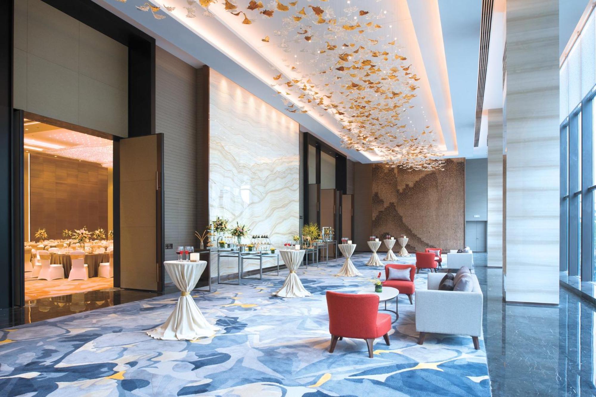 Crowne Plaza Hangzhou Qiantang - The Subway Can Reach The West Lake Scenic Area As Well As The Airport And High-Speed Rail Station, Adjacent To Jinsha Lake And Longfor Paradise Walk Экстерьер фото